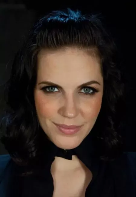 Glorious Bobbi