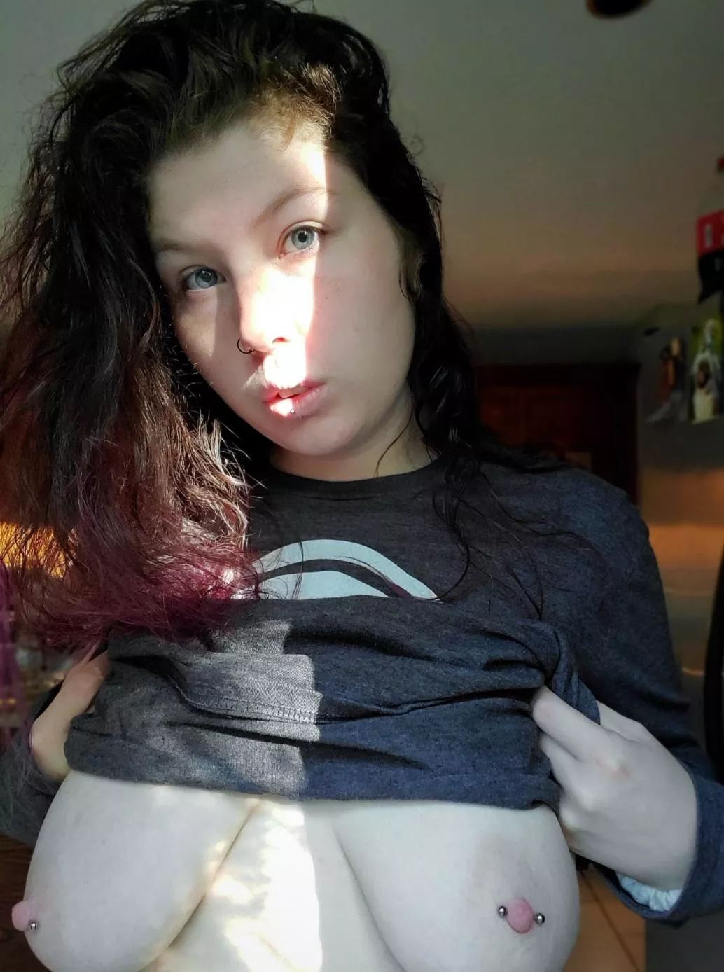 gm to only the people who love mornin titties gm to only the people who love mornin titties