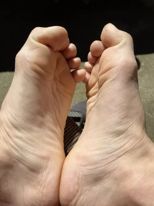 gn bbys, hope it makes u horny π imagine licking n sucking, ik uβd fuck it π dms/pms welcome gn bbys, hope it makes u horny π imagine licking n sucking, ik uβd fuck it π dms/pms welcome