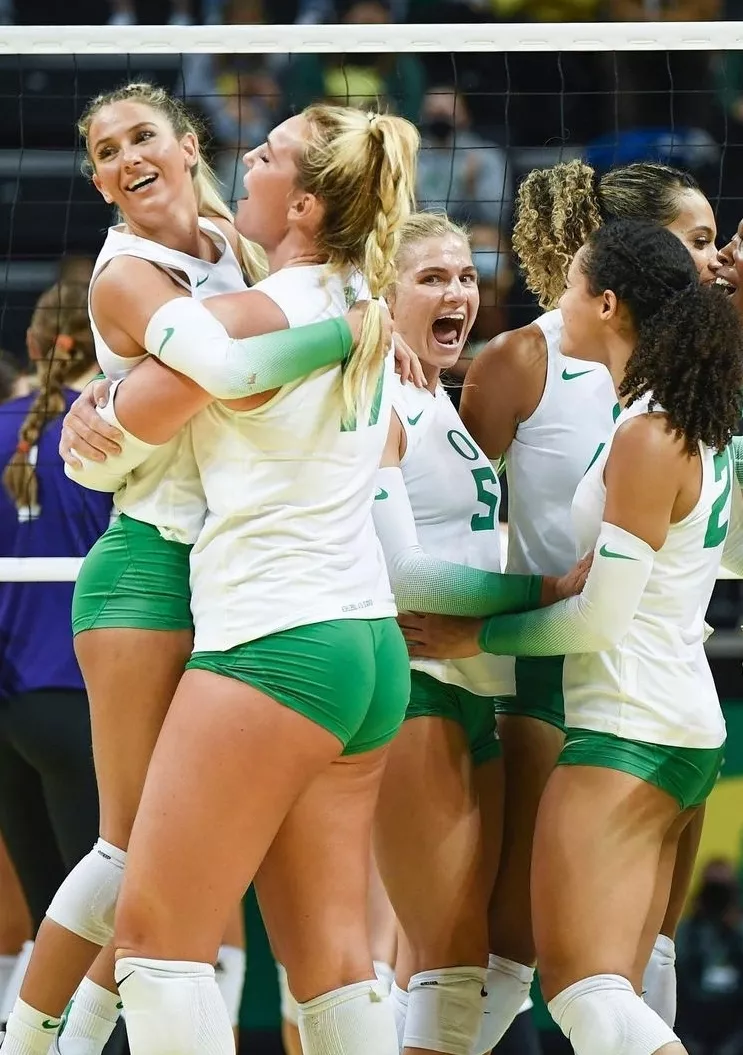 Go ducks! Go ducks!