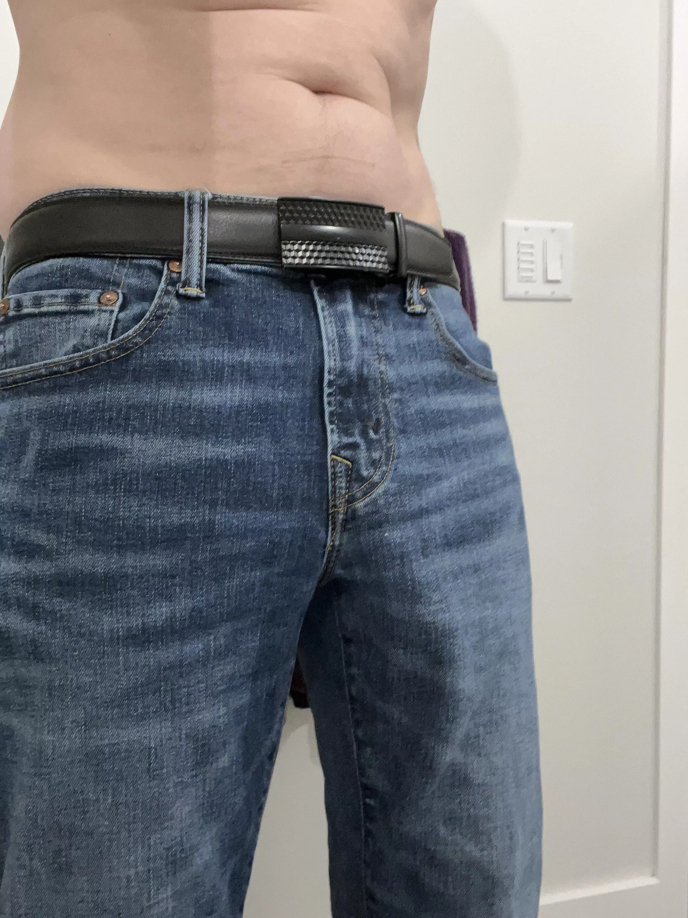 Going commando in jeans. Hope you like it. Feel free to message me to chat. (M42)