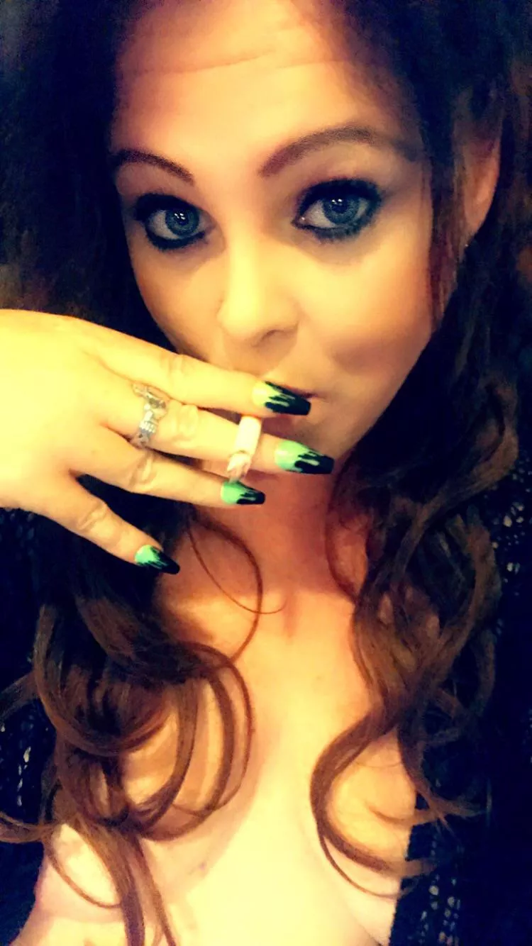 🔥 Going to my first female strip club tonight. 🤭 Wanna help pop my 🍒 & get a lap dance? 😈 🔥 Going to my first female strip club tonight. 🤭 Wanna help pop my 🍒 & get a lap dance? 😈