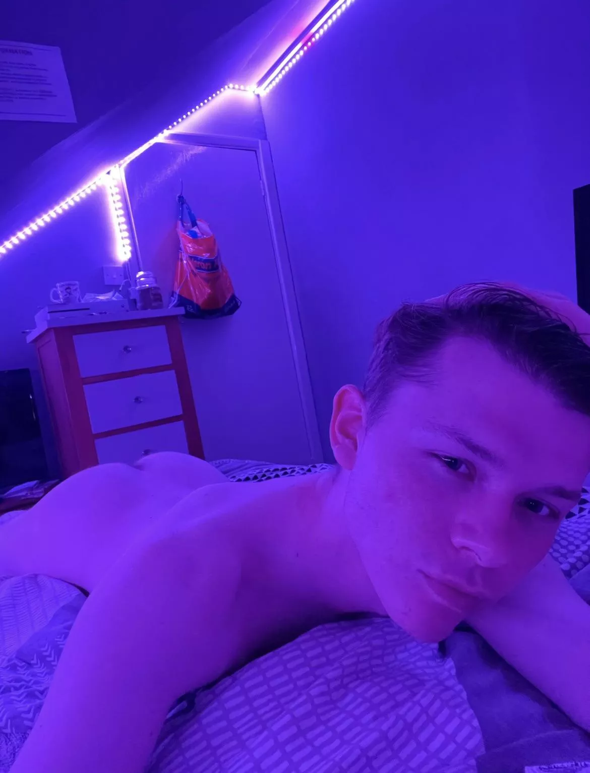 good evening from the uk 😊