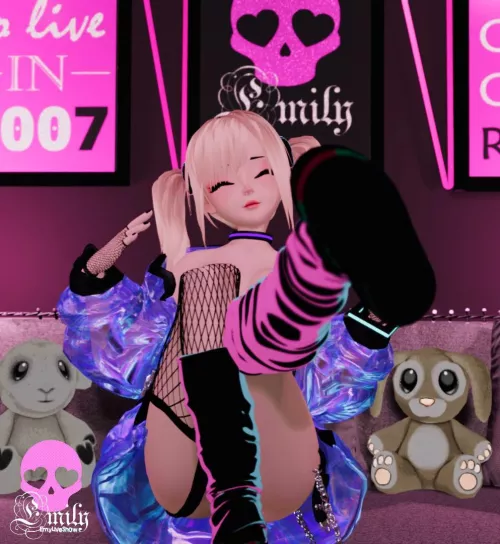 Good evening, I'm online, are you waiting?😁 https://chaturbate.com/emyliveshow