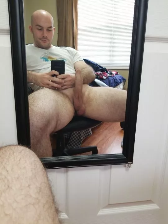 Good evening, ladies Good evening, ladies