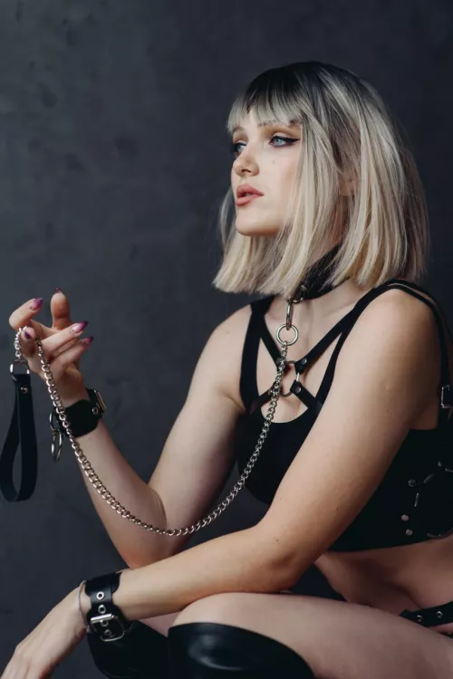 good girl wanna be bad [F]