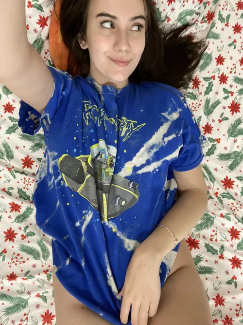 Good morning! 19 yo [F]