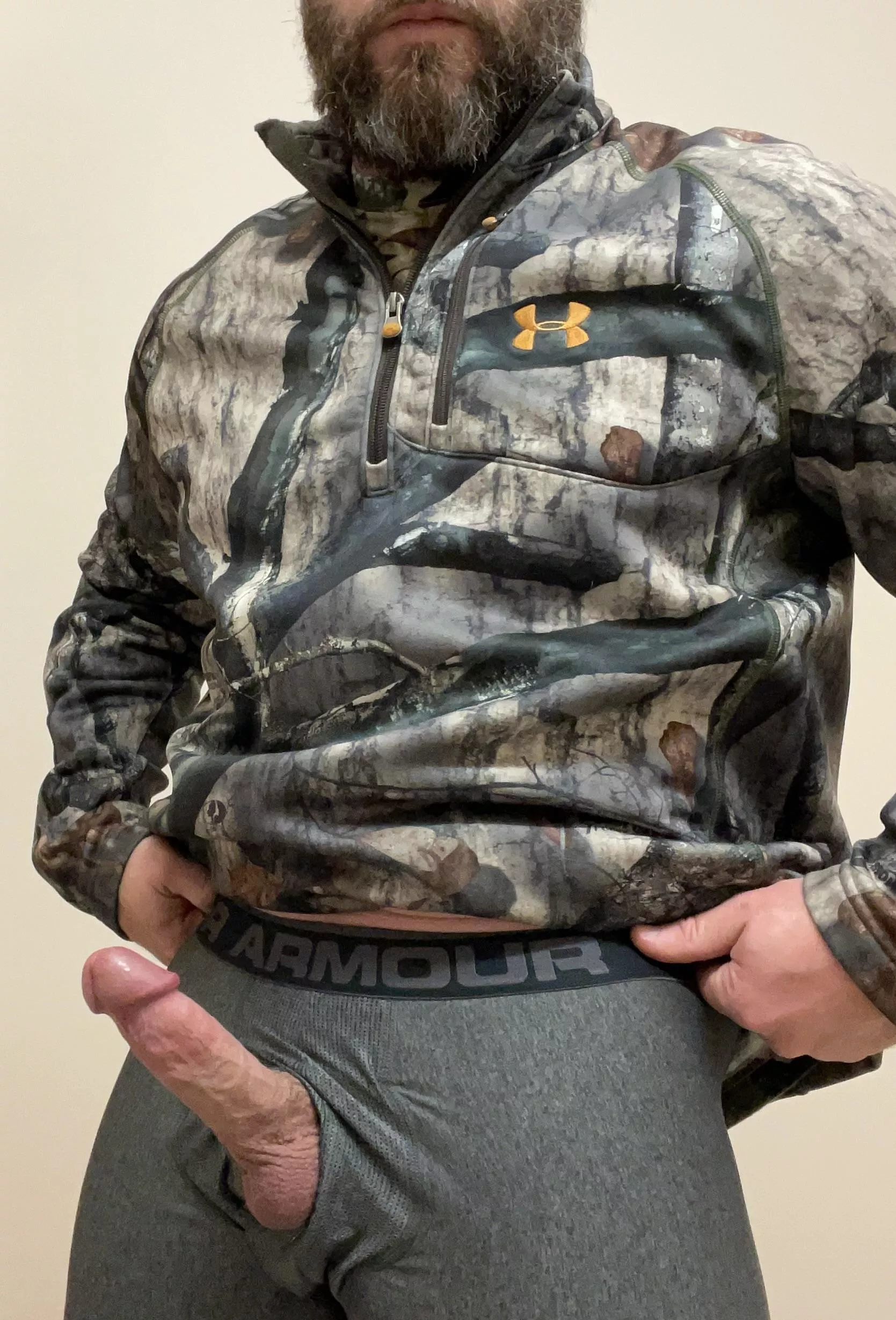 Good morning! Anybody want to go hunting?? Good morning! Anybody want to go hunting??