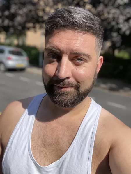 Good morning bros from uk :) Good morning bros from uk :)