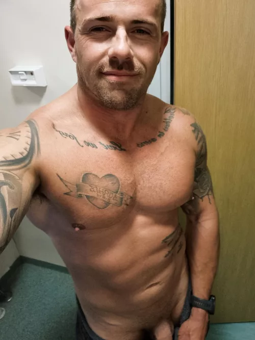 good morning everyone, thanks for the love on my last couple of posts. I appreciate you π