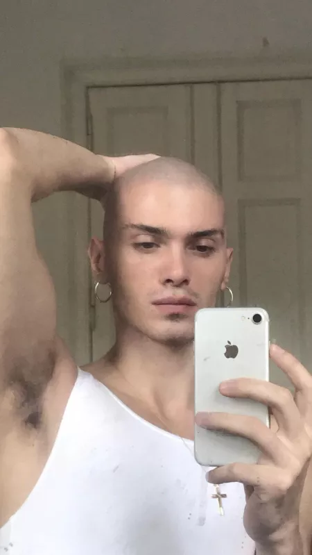 Good morning fellow gays, should I keep my armpit hair growing? Good morning fellow gays, should I keep my armpit hair growing?