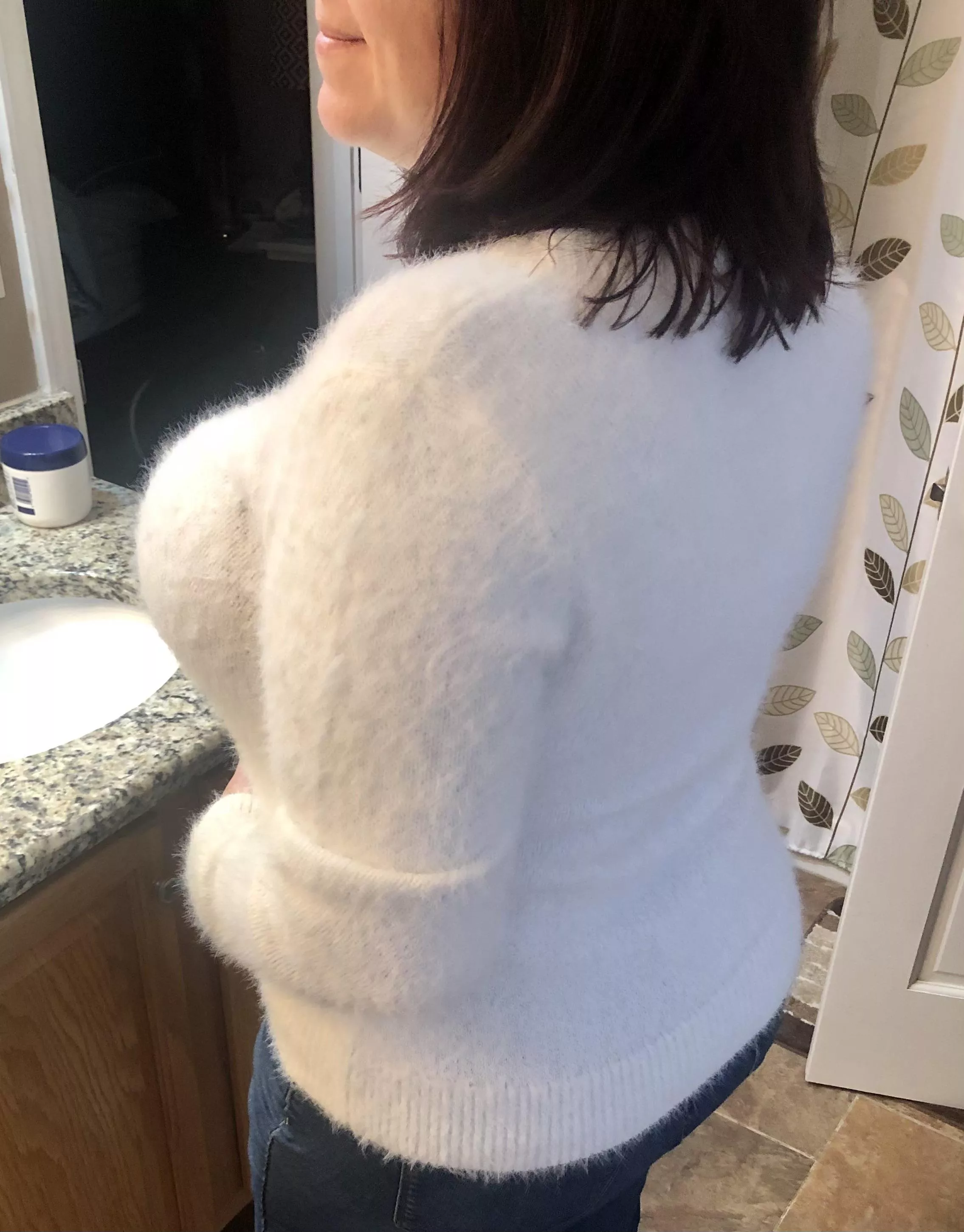 Good morning from my curves! (F) 😈❤️ Good morning from my curves! (F) 😈❤️