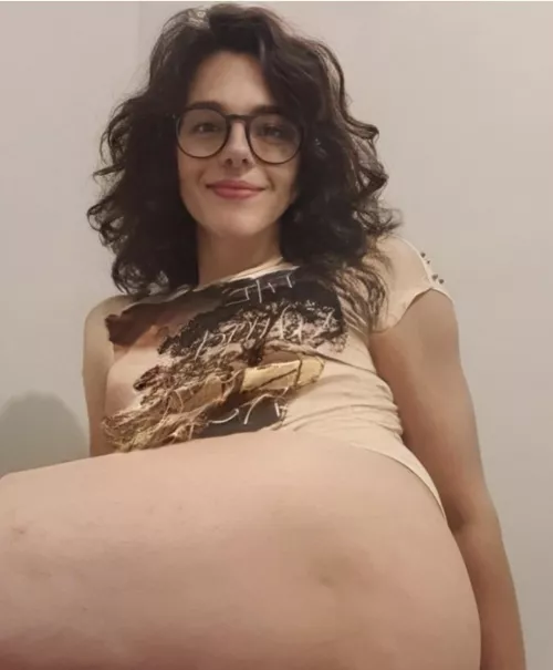 Good morning!!! I am so lazy this Saturday ... I didn't realize the phone was not on the right position to take the photo, lol!