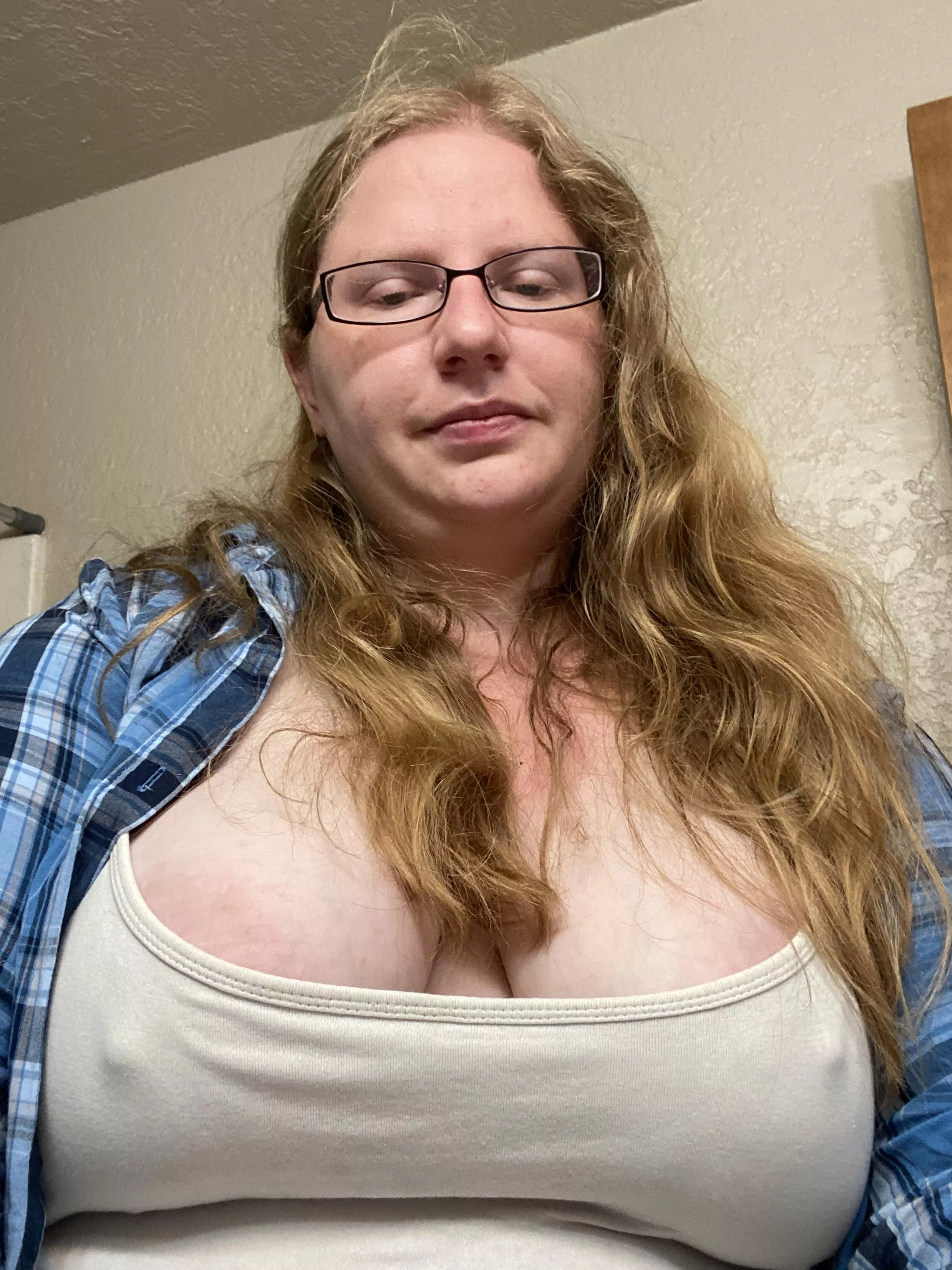 Good morning I have your pillows Good morning I have your pillows