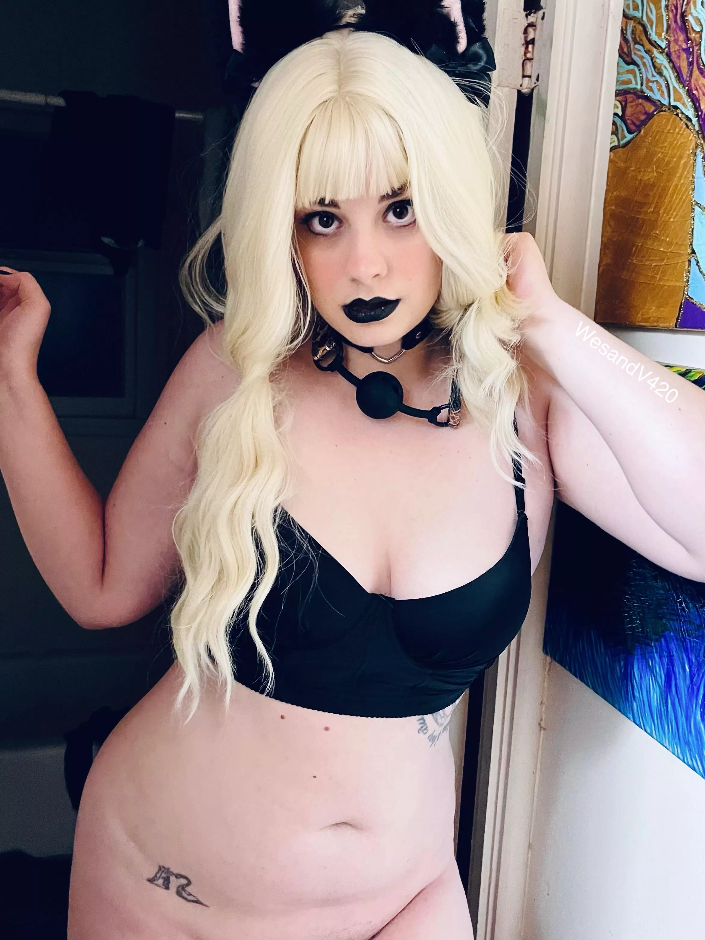 Good morning! Say it back? 🥺🖤 Good morning! Say it back? 🥺🖤