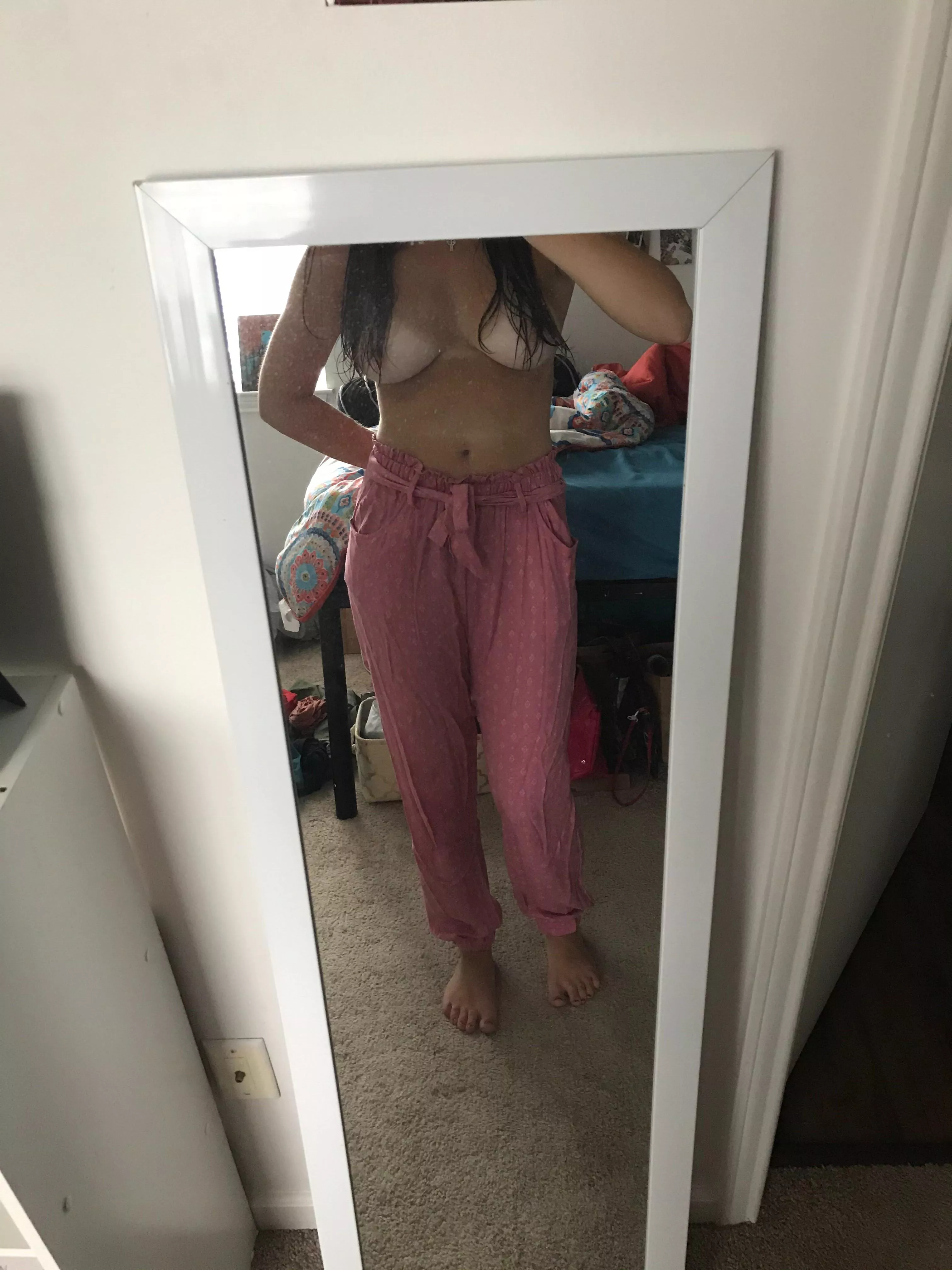 Good morning to all my horny friends 😘