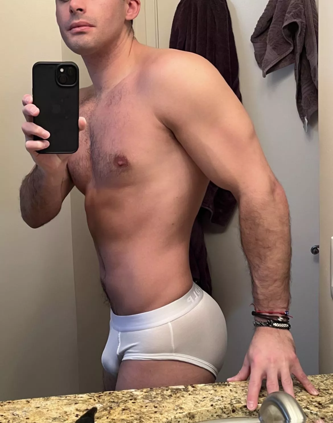 Good side view after leg day