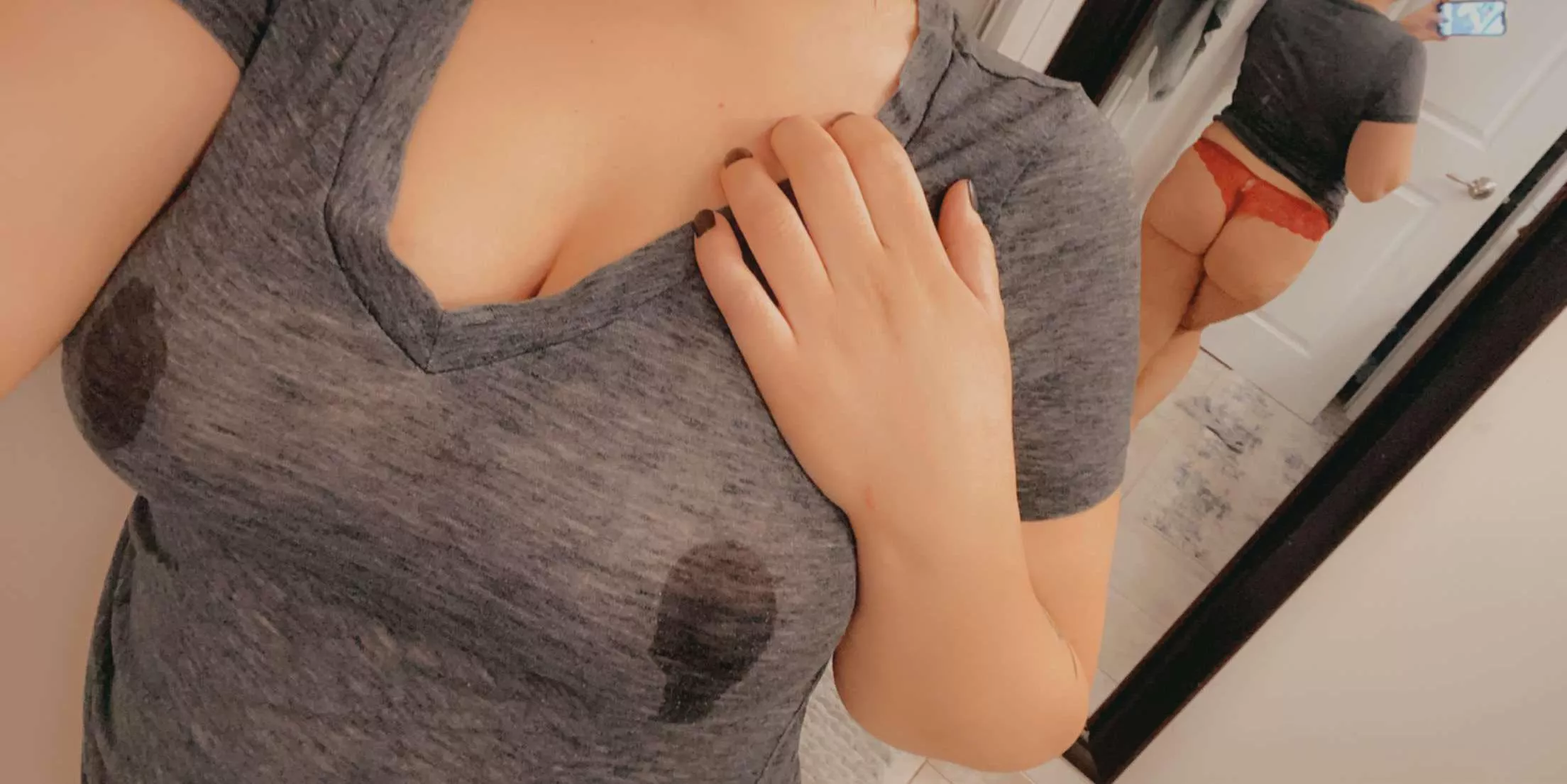 Goodmorning.. I had to change my shirt last night and it didn't do any goodππ₯ Goodmorning.. I had to change my shirt last night and it didn't do any goodππ₯