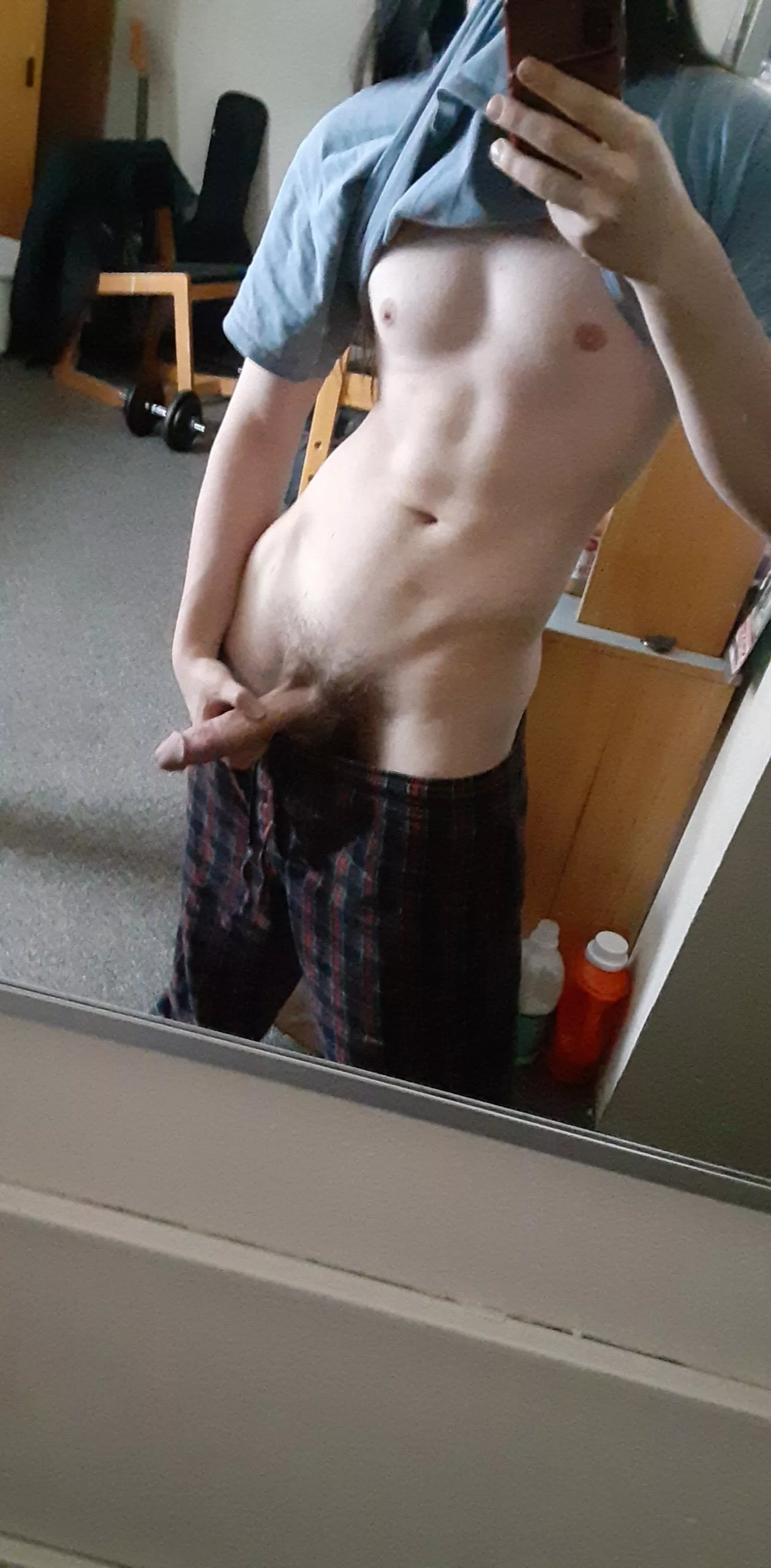 Goodmorning to the few people who see this :)