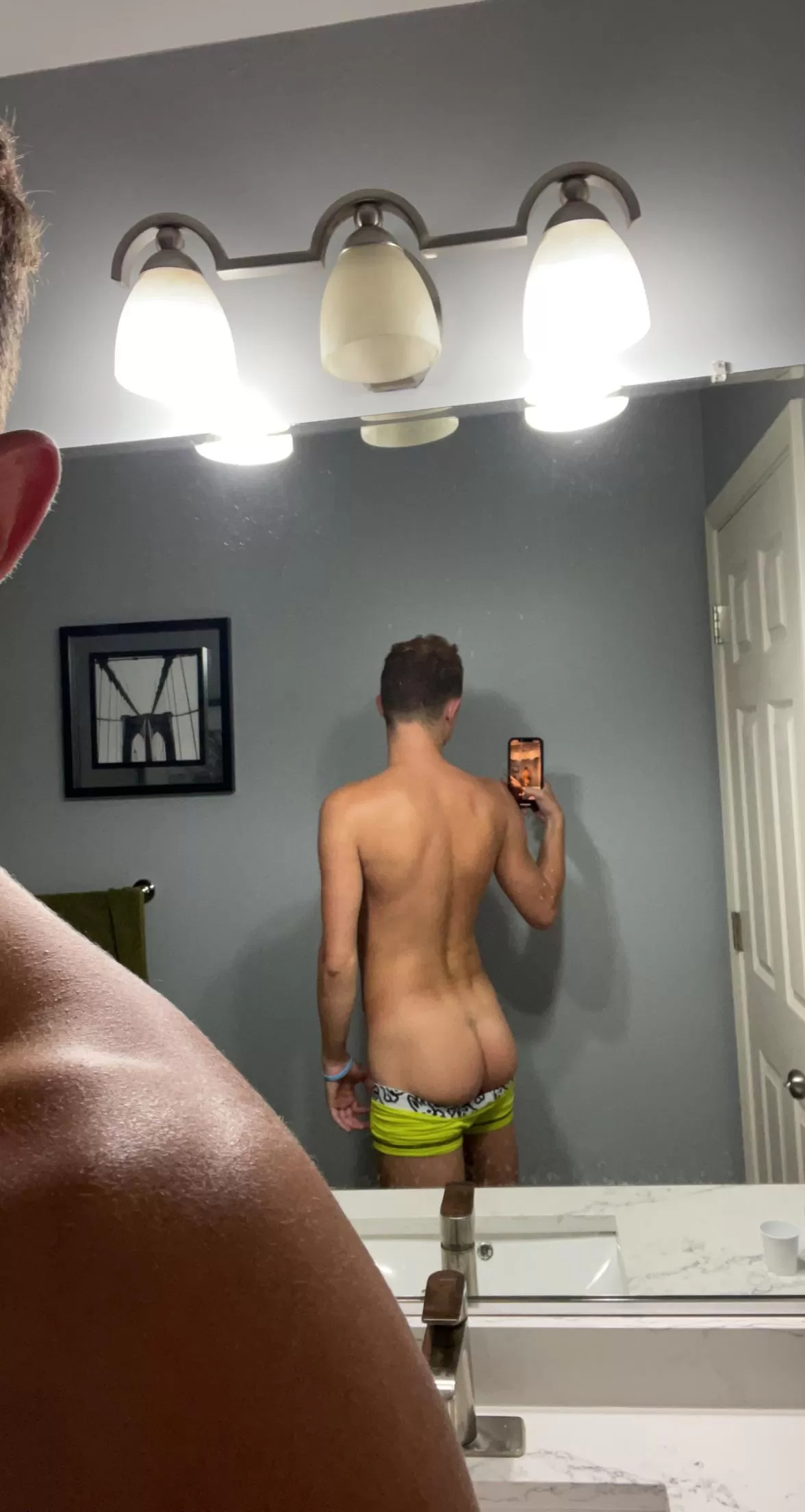 Goodnight everyone 🍑😘