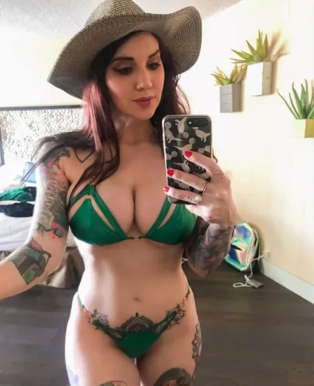 Gorgeous Gorgeous