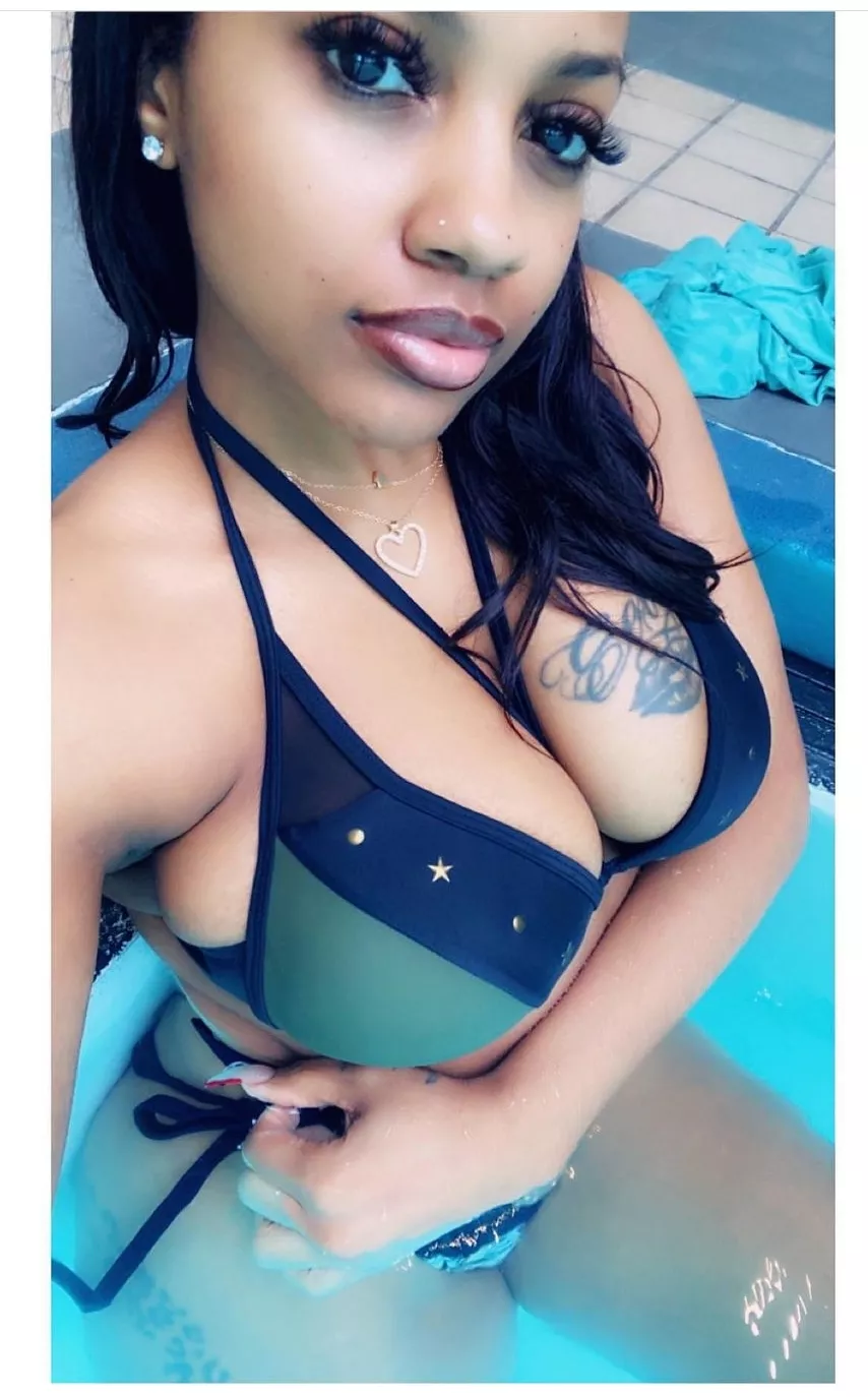 Gorgeous Gorgeous
