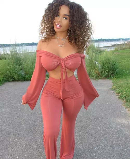 Gorgeous? Gorgeous?