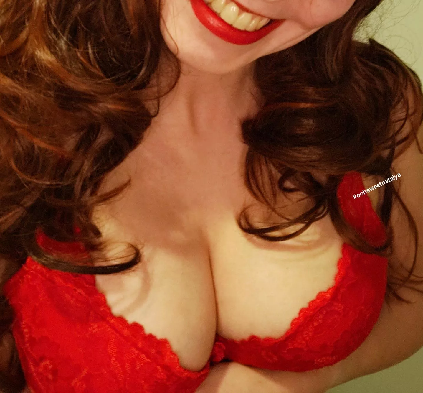 Gorgeous new red satin bra ❤️