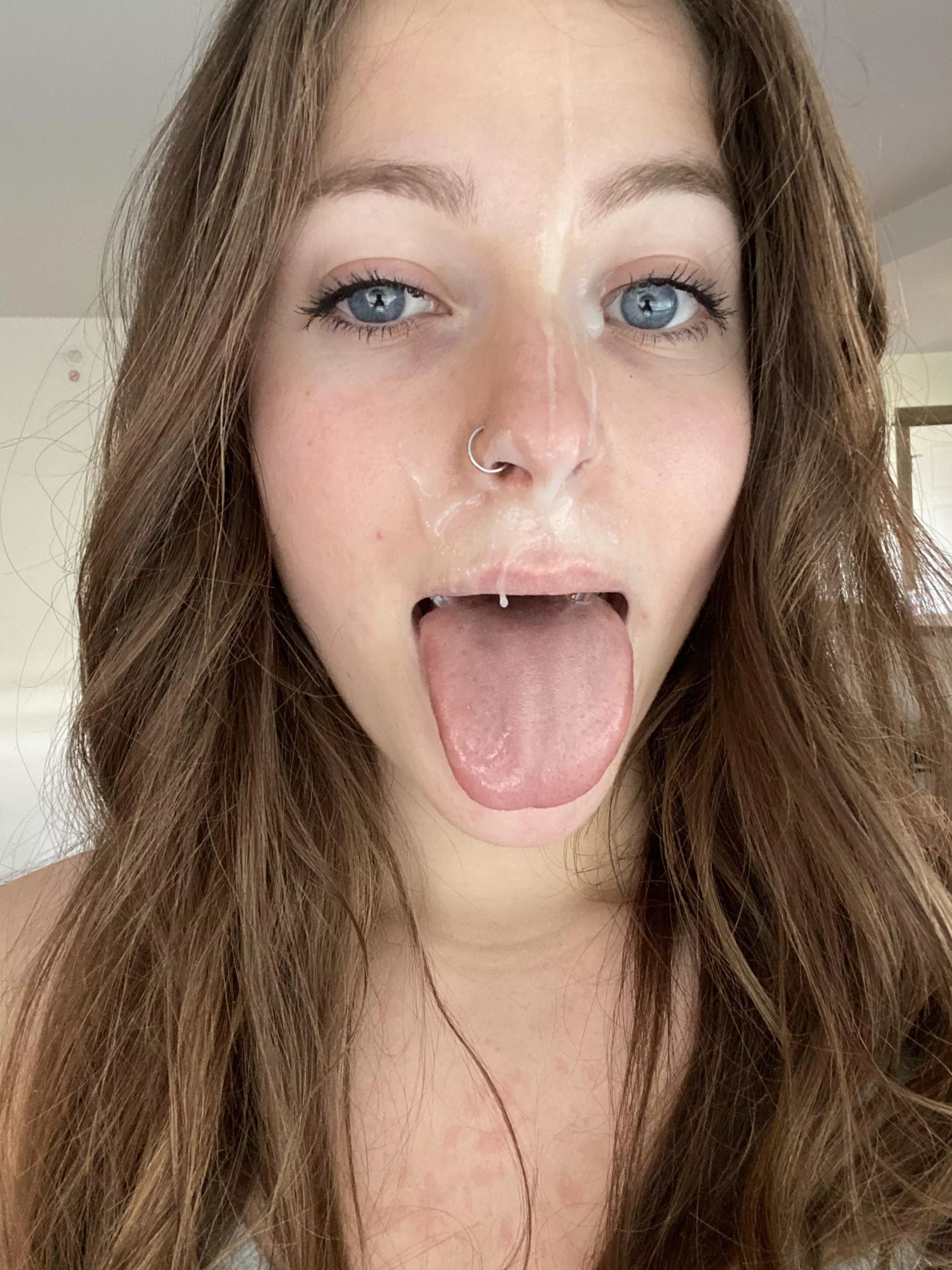 Browse gorgeous - CumSelfie for free on xxxpornpics.net 
