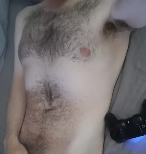 Got a game updating. Wanna keep me entertained? ๐