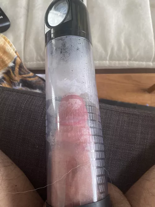 Got a plug in my ass and a good pump going ☺️ today’s a good day!