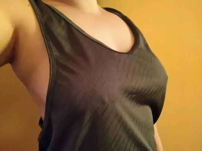 Got back from the gym like this π₯΅π₯΅too hot