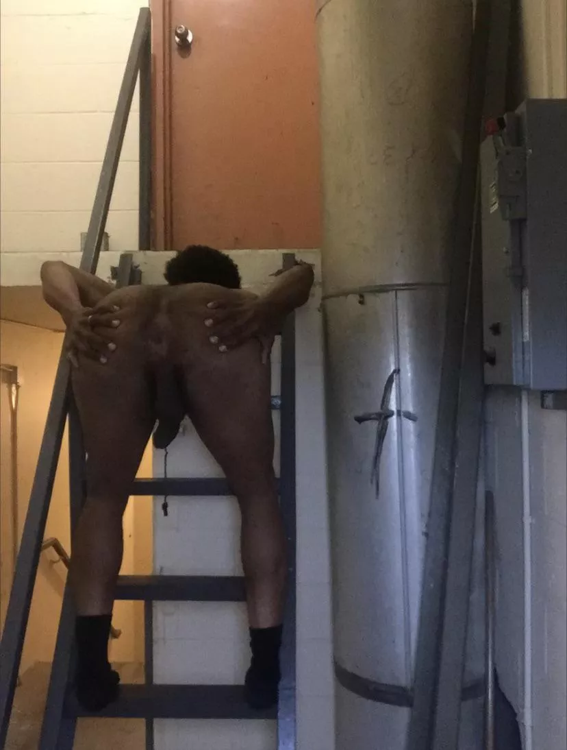 Got caught by hotel security. 😬Used my mouth to get out of trouble. 🤤