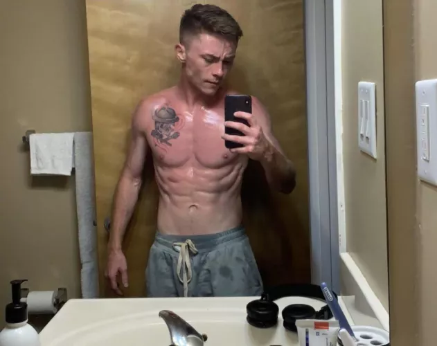 Got drenched in (m)y workout π¦π₯΅ 26