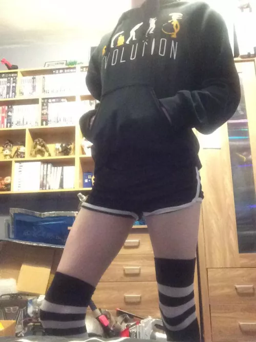 Got me some new shorts the other day. Whadda you think? Got me some new shorts the other day. Whadda you think?