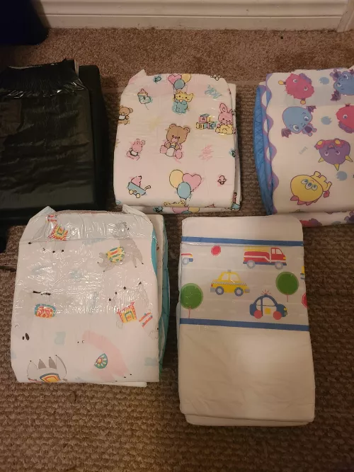 Got My First Sample Pack today! 🤯😃 I'm so happy! Which should I wear first? 🤔 😂 I can't choose! All look great! Definitely will be getting more