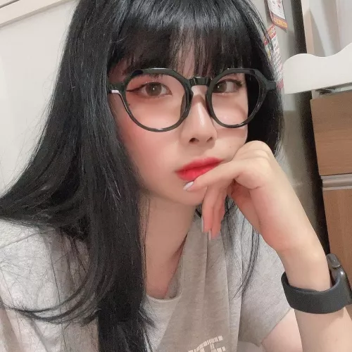 Got new glasses 🤓