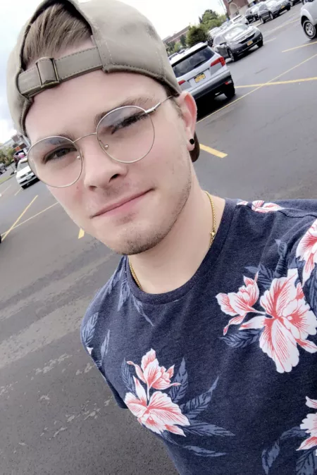 Got new glasses but didnโt get the optometristโs number unfortunately Got new glasses but didnโt get the optometristโs number unfortunately