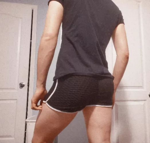 Got new shorts, you like them?