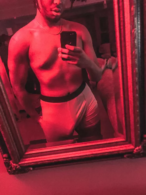 got the perfect type of lighting π