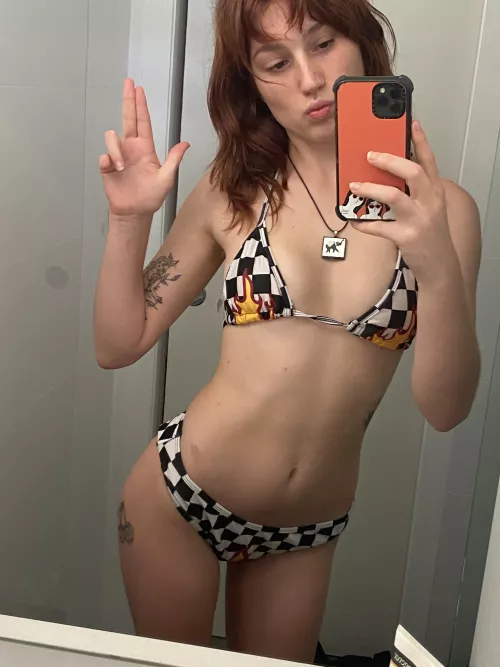 Got this new bikini and thought it was quite funkyπ