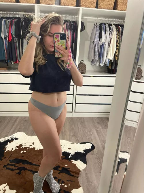 Got told by mods of r/pussymound that no one wants to see my mound 🤷♀️ Got told by mods of r/pussymound that no one wants to see my mound 🤷♀️