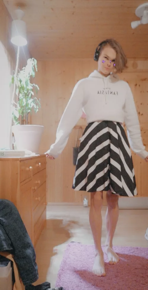 Got too anxiety and deleted all my photos. Now uploading some of them Got too anxiety and deleted all my photos. Now uploading some of them