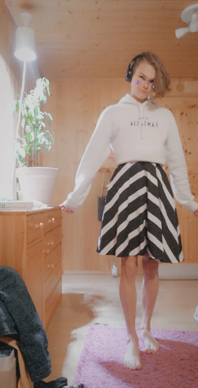 Got too anxiety and deleted all my photos. Now uploading some of them