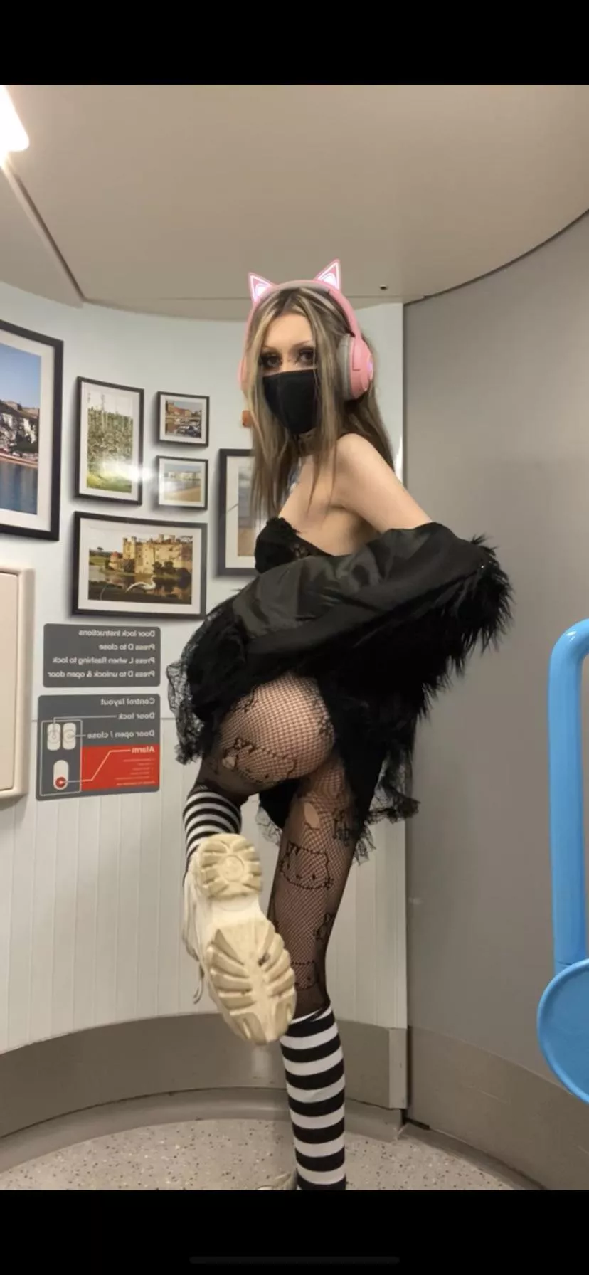goth slut at ur service;p goth slut at ur service;p