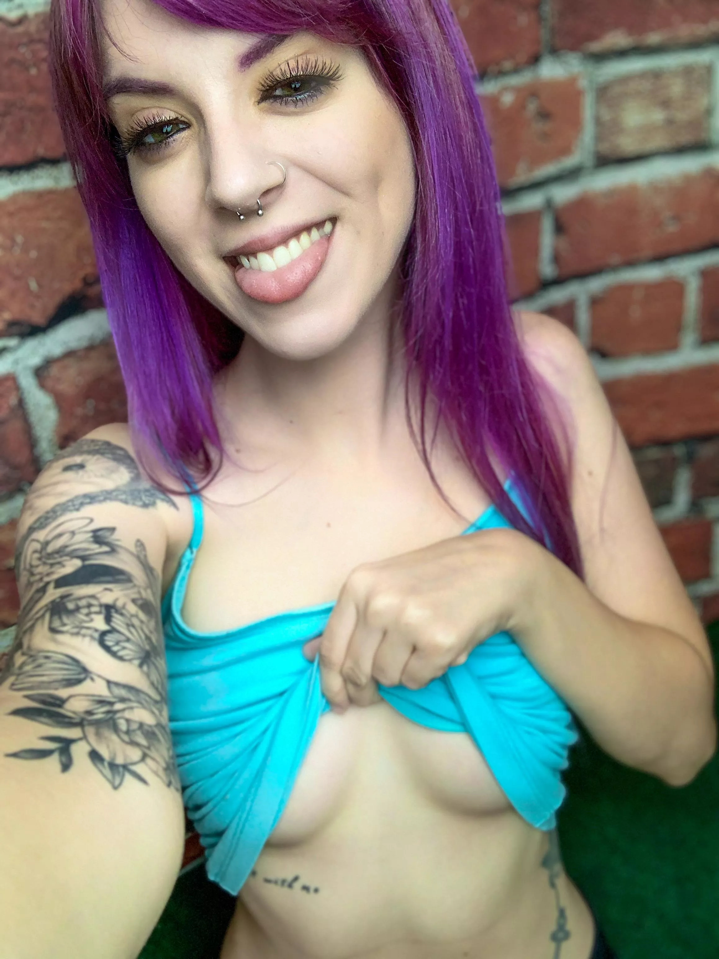 Goth Underboob ??? (self)