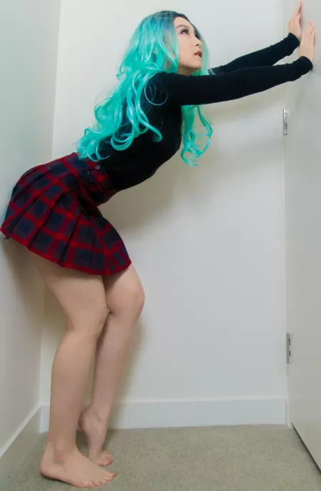 Gotta be honest, dunno what I'm doing on this pic except for trying to show off my butt π