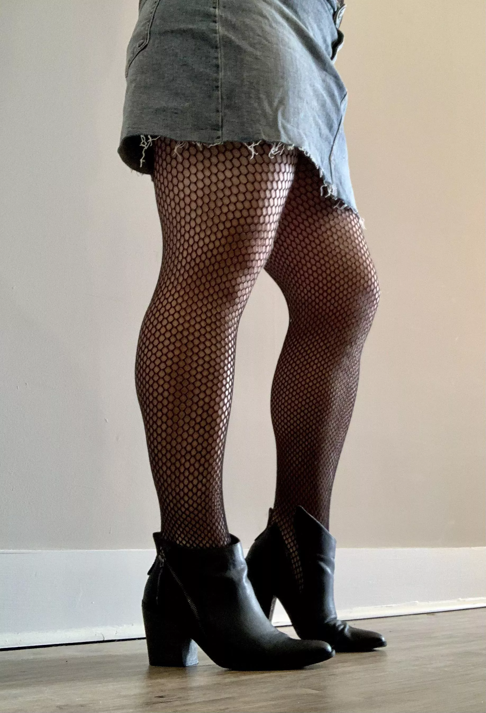 Gotta love the fishnets!