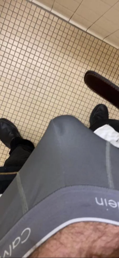 Gotta stop scrolling through Reddit at work! ๐๐