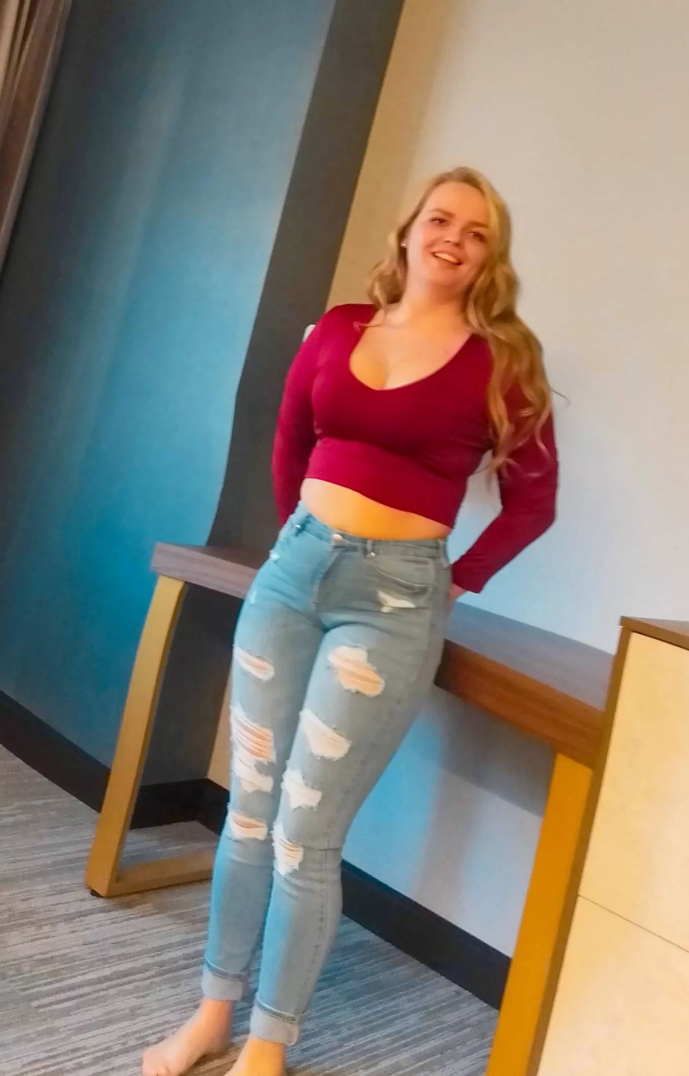 Gotta work my bar shift tonight but then after that I get to actually enjoy my valentines day before spending it with my cuck hubby. I'm super fucking excited.😊😊 but until then feel free to tease my cuck husband. I'm sure he is impatiently waitin